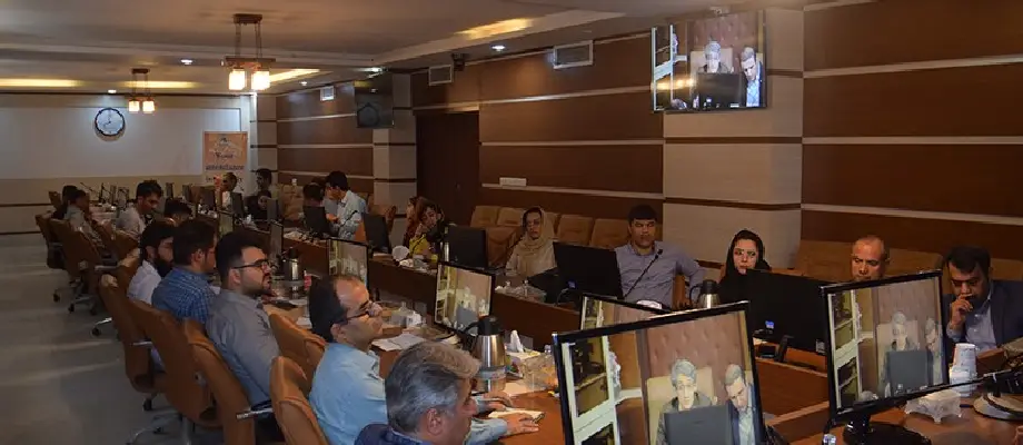 نشست رئیس پارک با مدیران بانک صادرات
