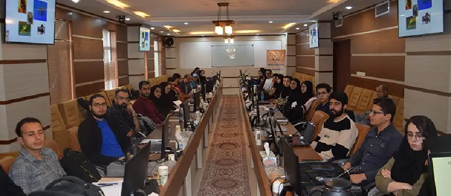 برگزاری کارگاه آموزش مقدماتی هوش مصنوعی مولد در پارک علم و فناوری کردستان