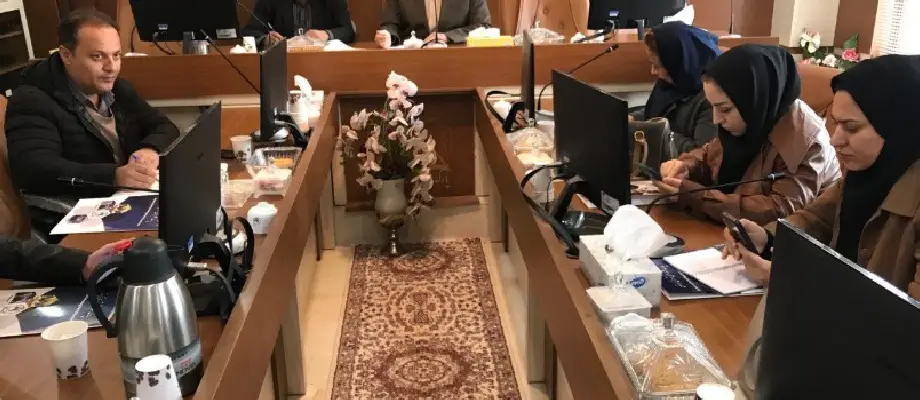 نشست خبری رئیس پارک علم و فناوری استان کردستان با خبرگزاریهای استان