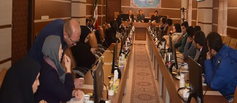 نشست خبری رییس پارک و اصحاب رسانه