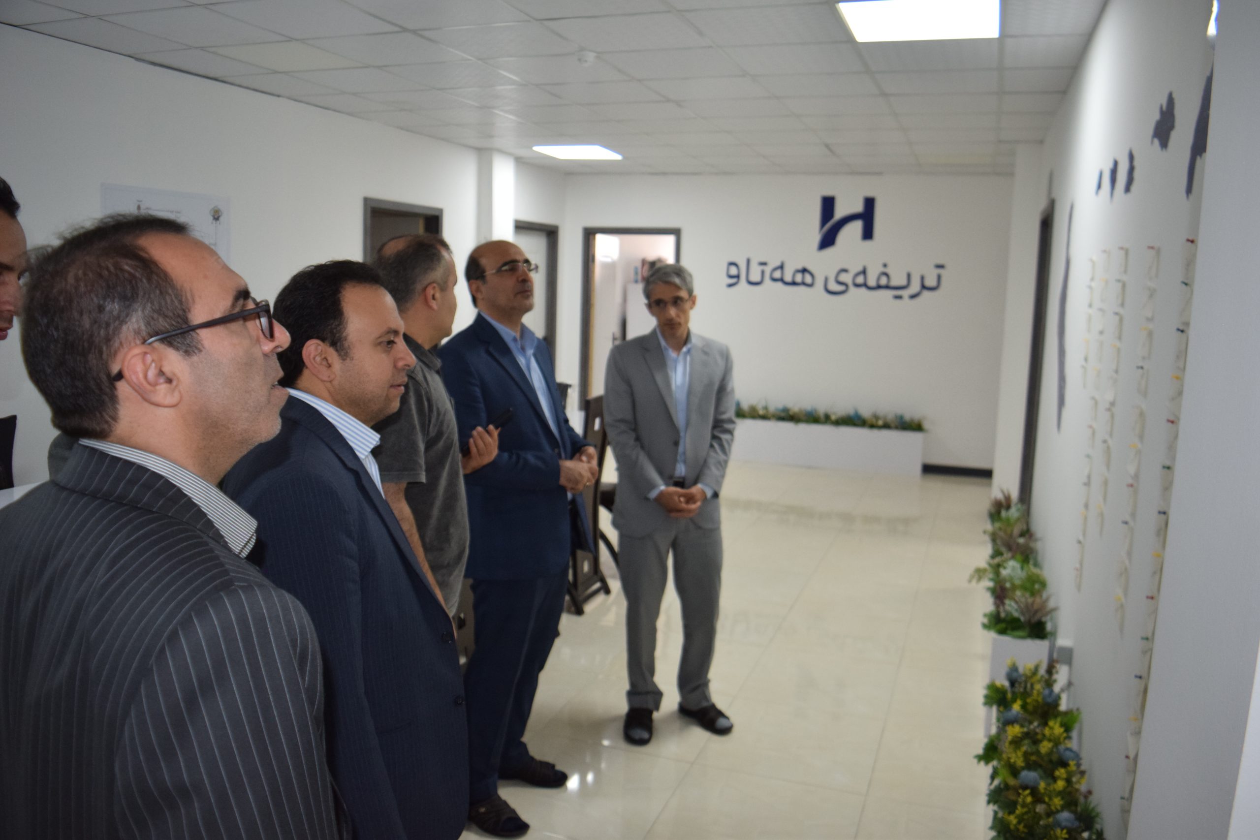بازدید مشاور وزیر علوم از پارک علم و فناوری کردستان