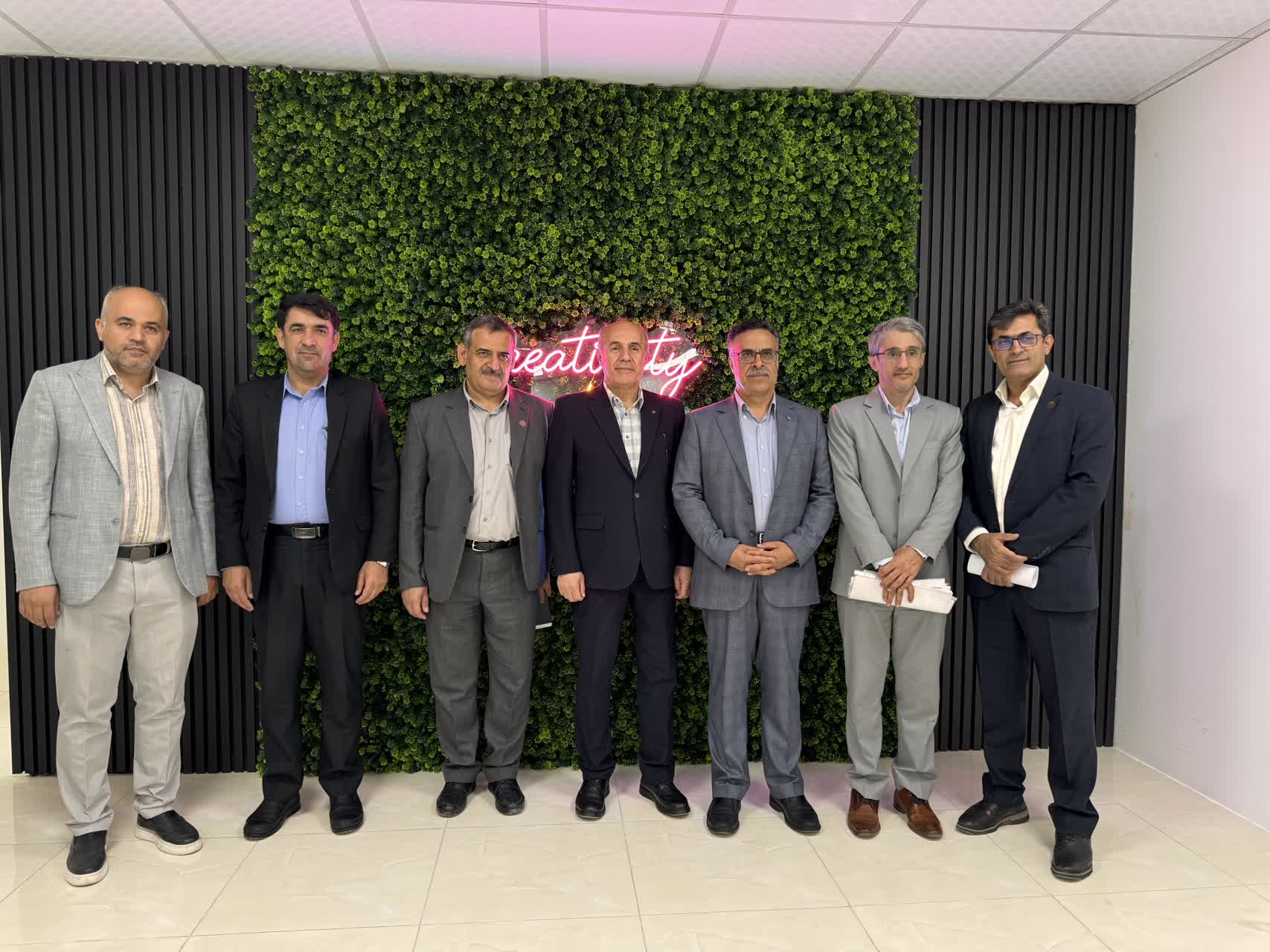 بازدید مقامات وزارت علوم از پارک علم و فناوری کردستان