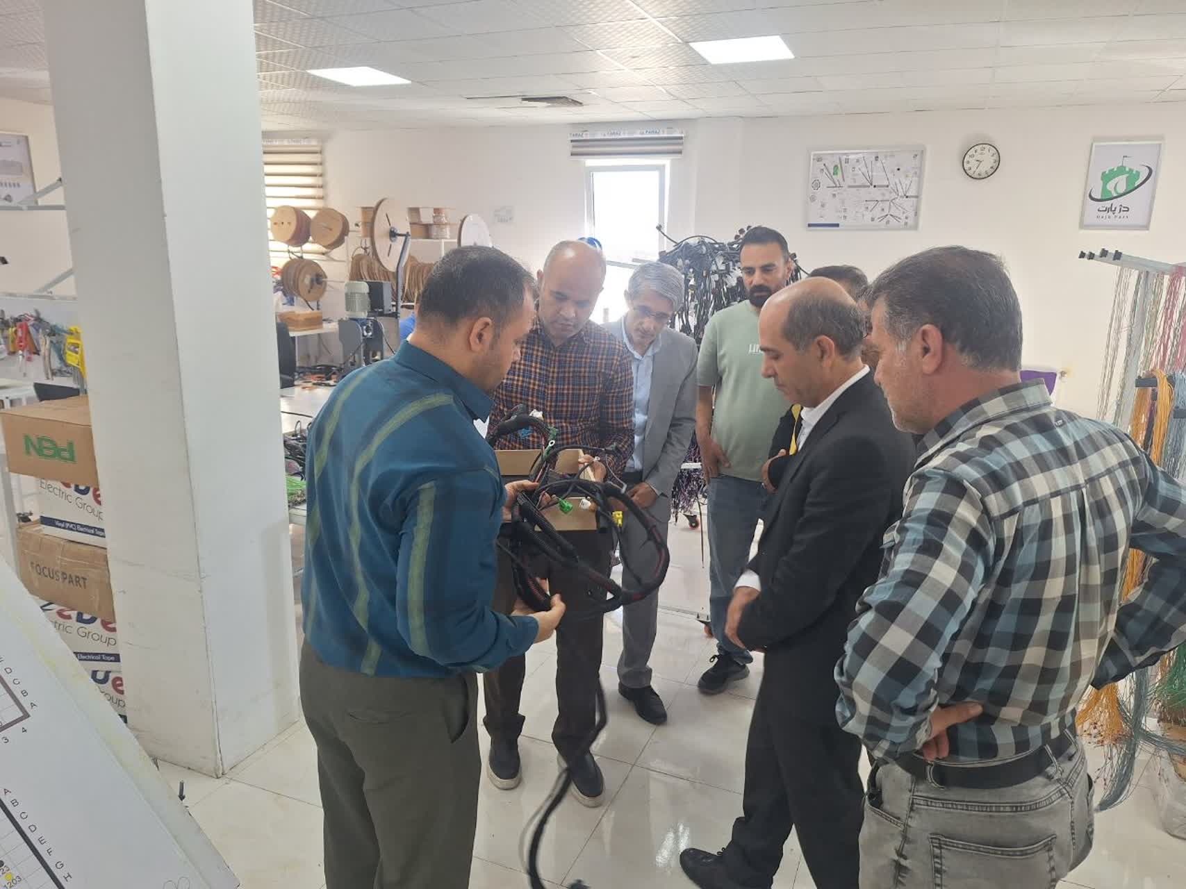 بازدید مدیرعامل و مدیران فنی شرکت تراکتورسازی کردستان از شرکت ریخته‌گری دقیق پارس پولاد 