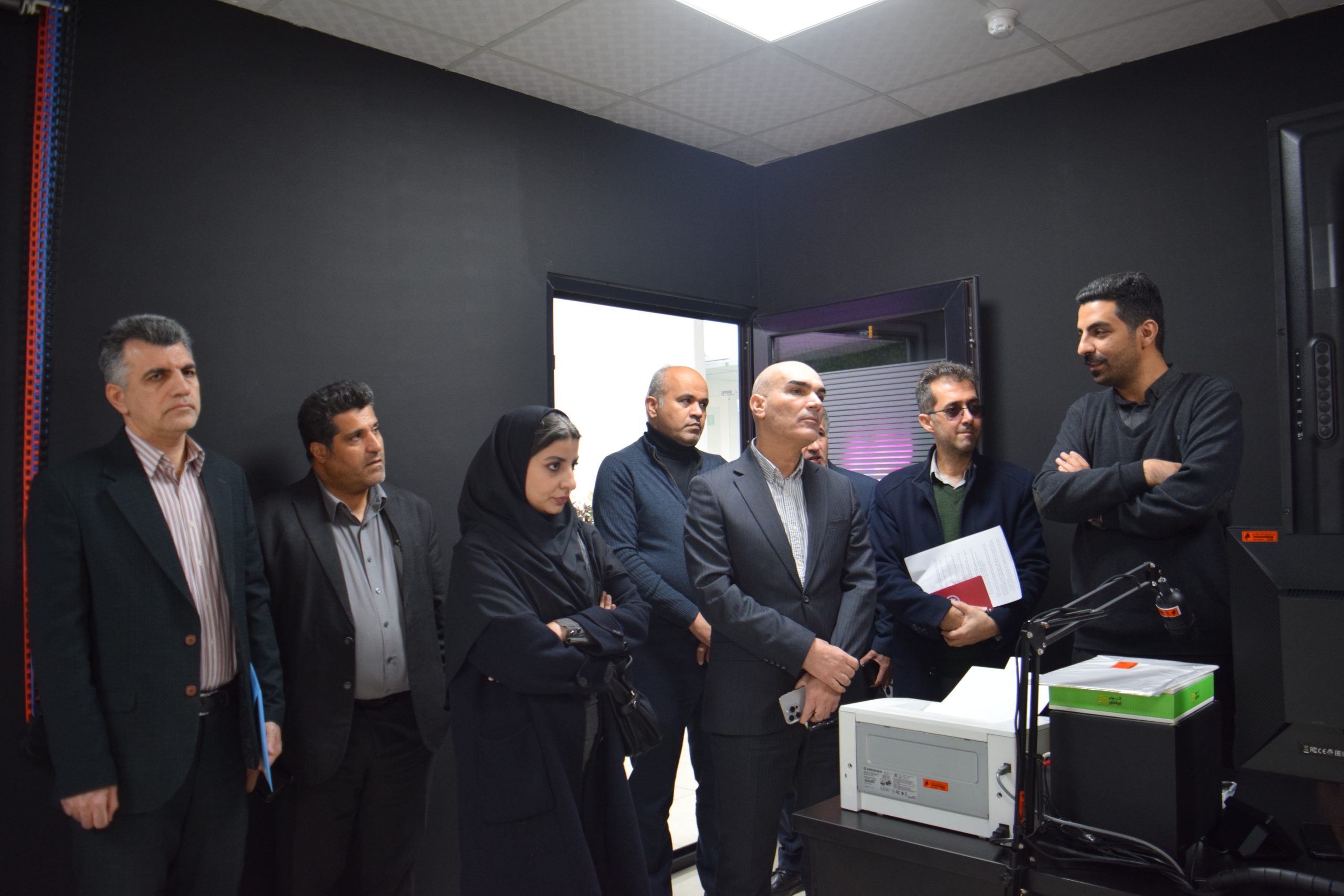 بازدید دکتر سید محمدباقر جعفری مدیر کل امور دانشجویان بین‌الملل  از محصولات فناور و دانش بنیان پارک علم و فناوری کردستان